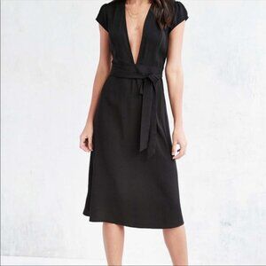 Kimchi blue plunging cap sleeve black midi dress